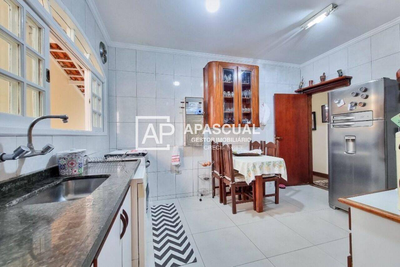 Casa à venda com 4 quartos, 190m² - Foto 9