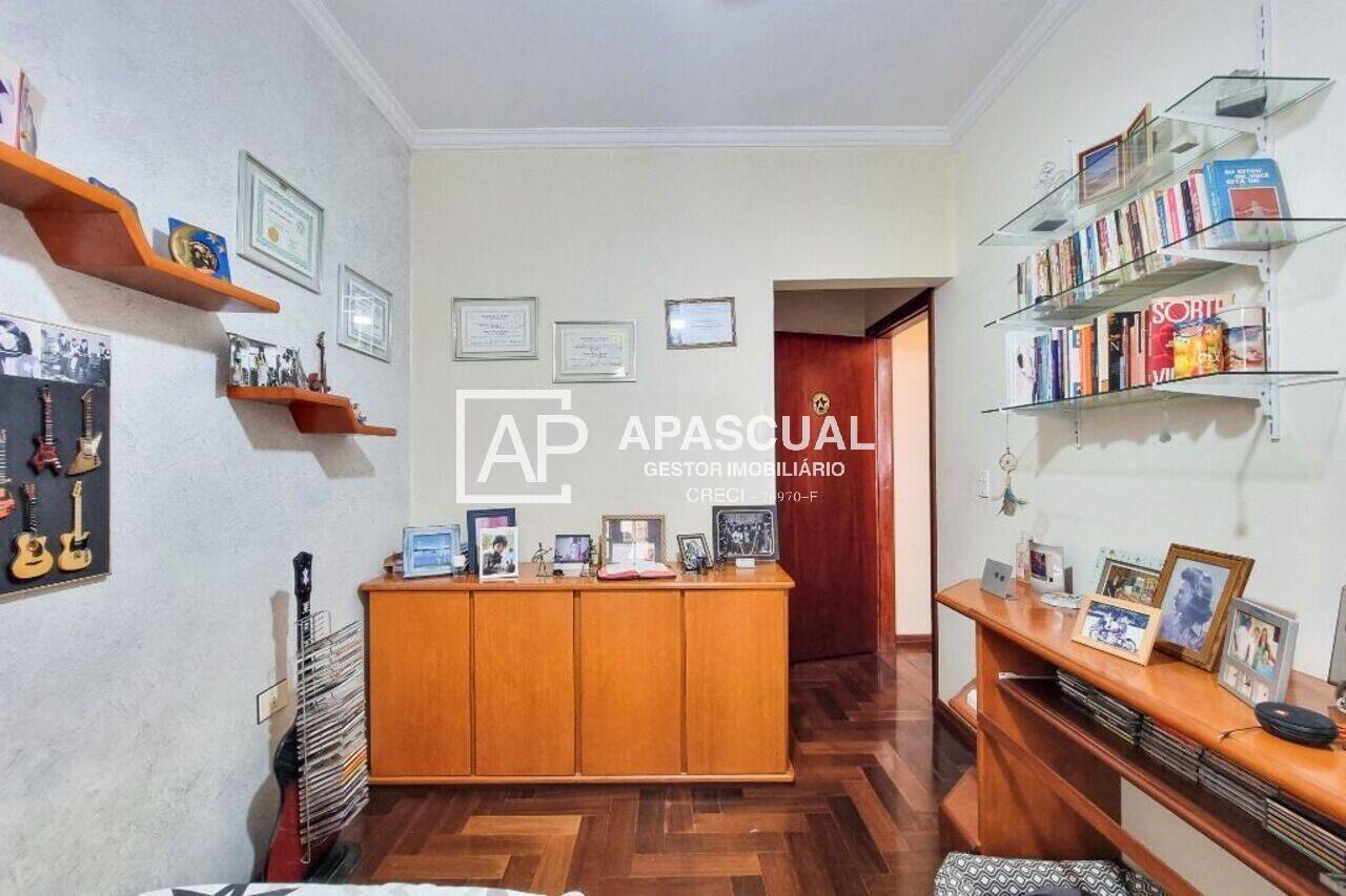 Casa à venda com 4 quartos, 190m² - Foto 13