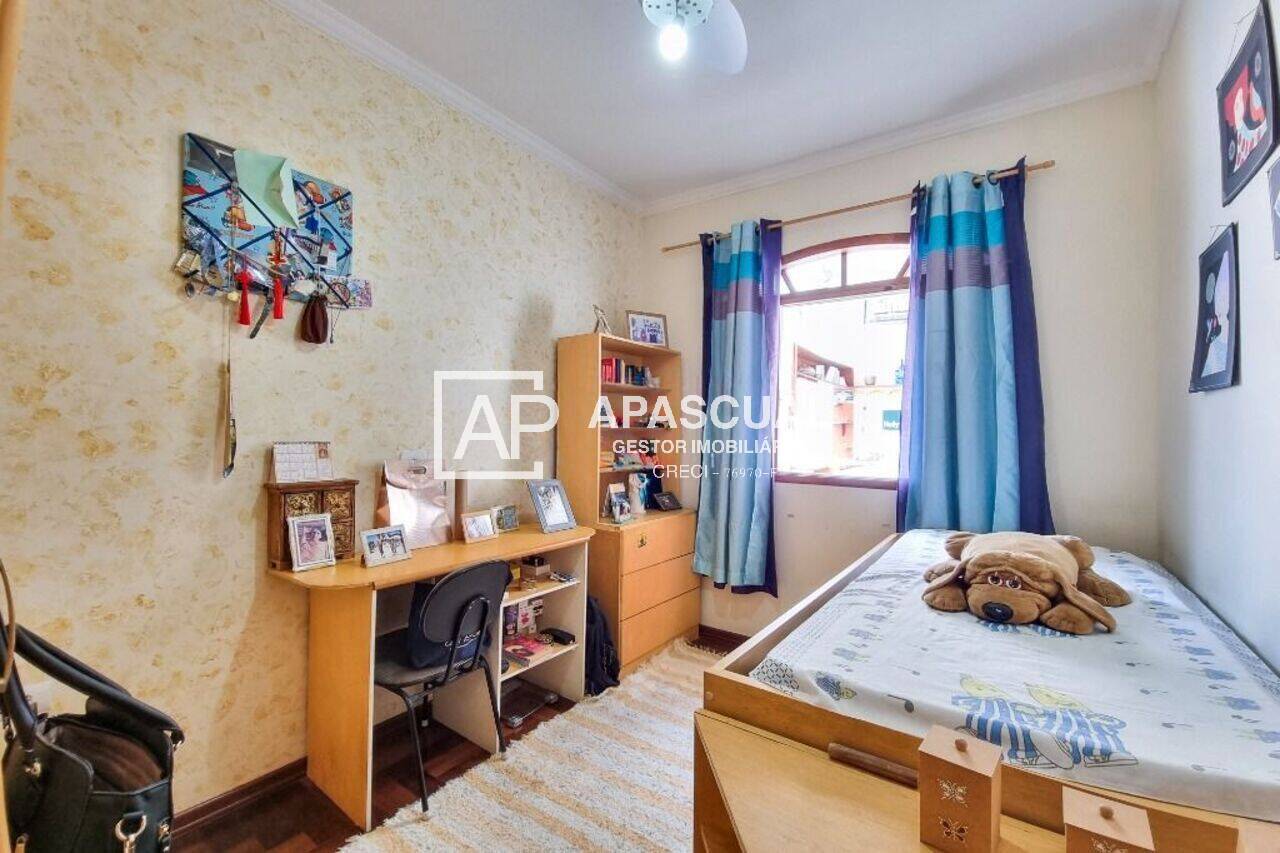 Casa à venda com 4 quartos, 190m² - Foto 14