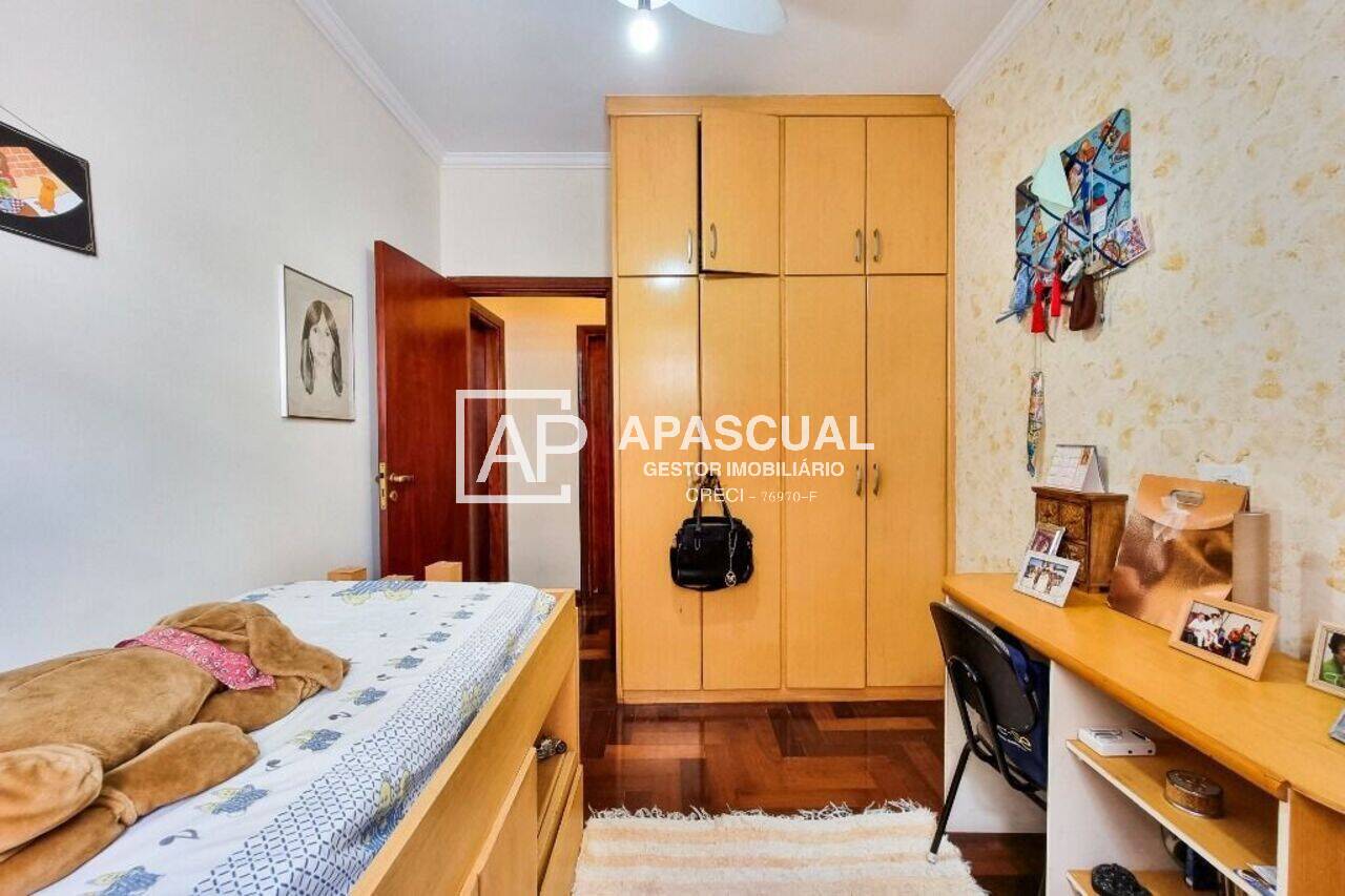 Casa à venda com 4 quartos, 190m² - Foto 15