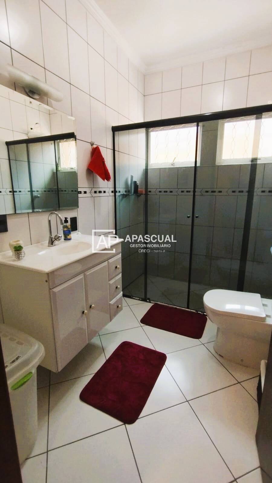 Casa à venda com 3 quartos, 244m² - Foto 19