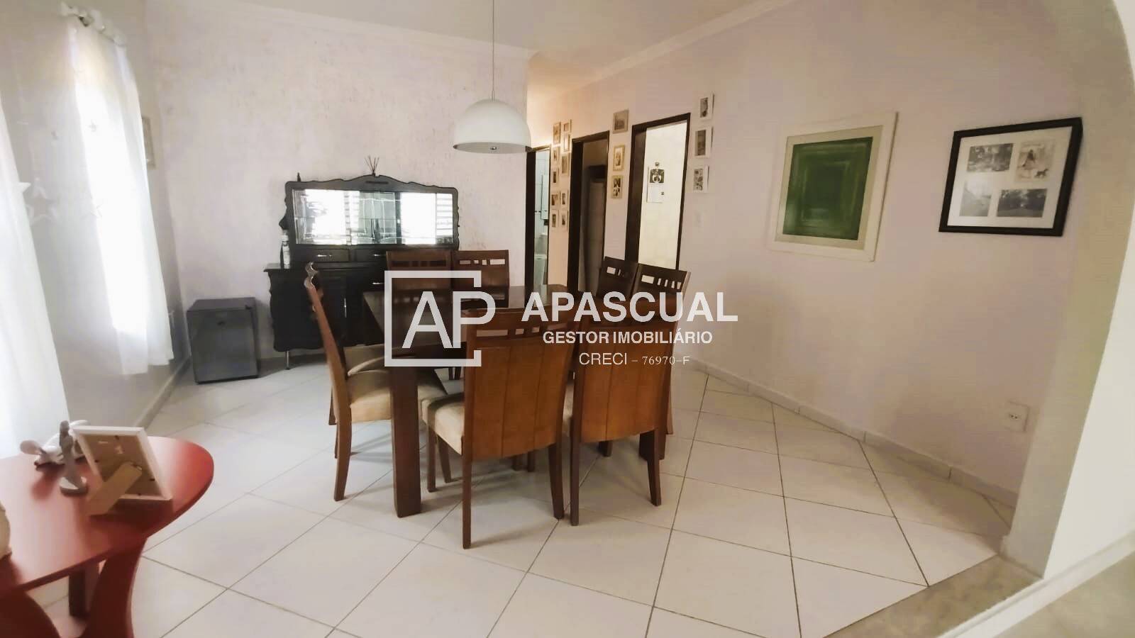 Casa à venda com 3 quartos, 244m² - Foto 11