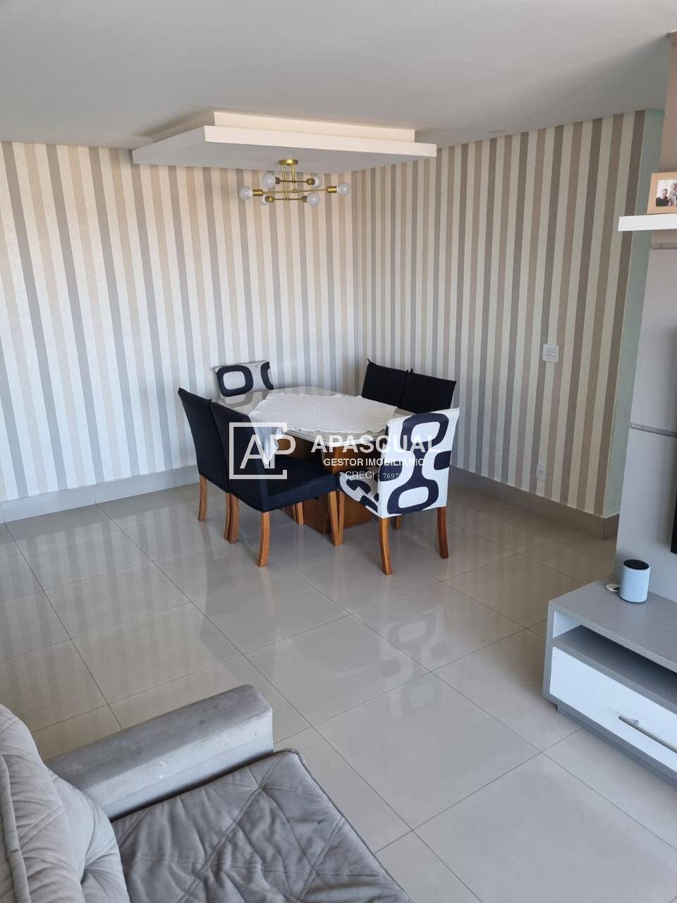 Apartamento à venda com 3 quartos, 87m² - Foto 8