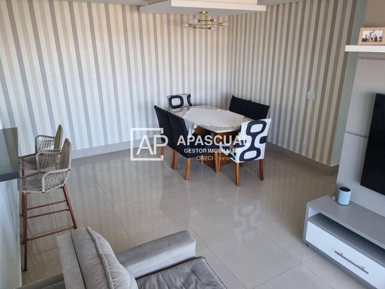 Apartamento à venda com 3 quartos, 87m² - Foto 9