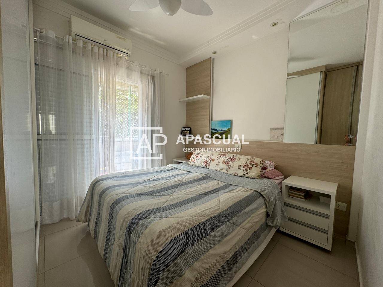 Apartamento à venda com 2 quartos, 66m² - Foto 11