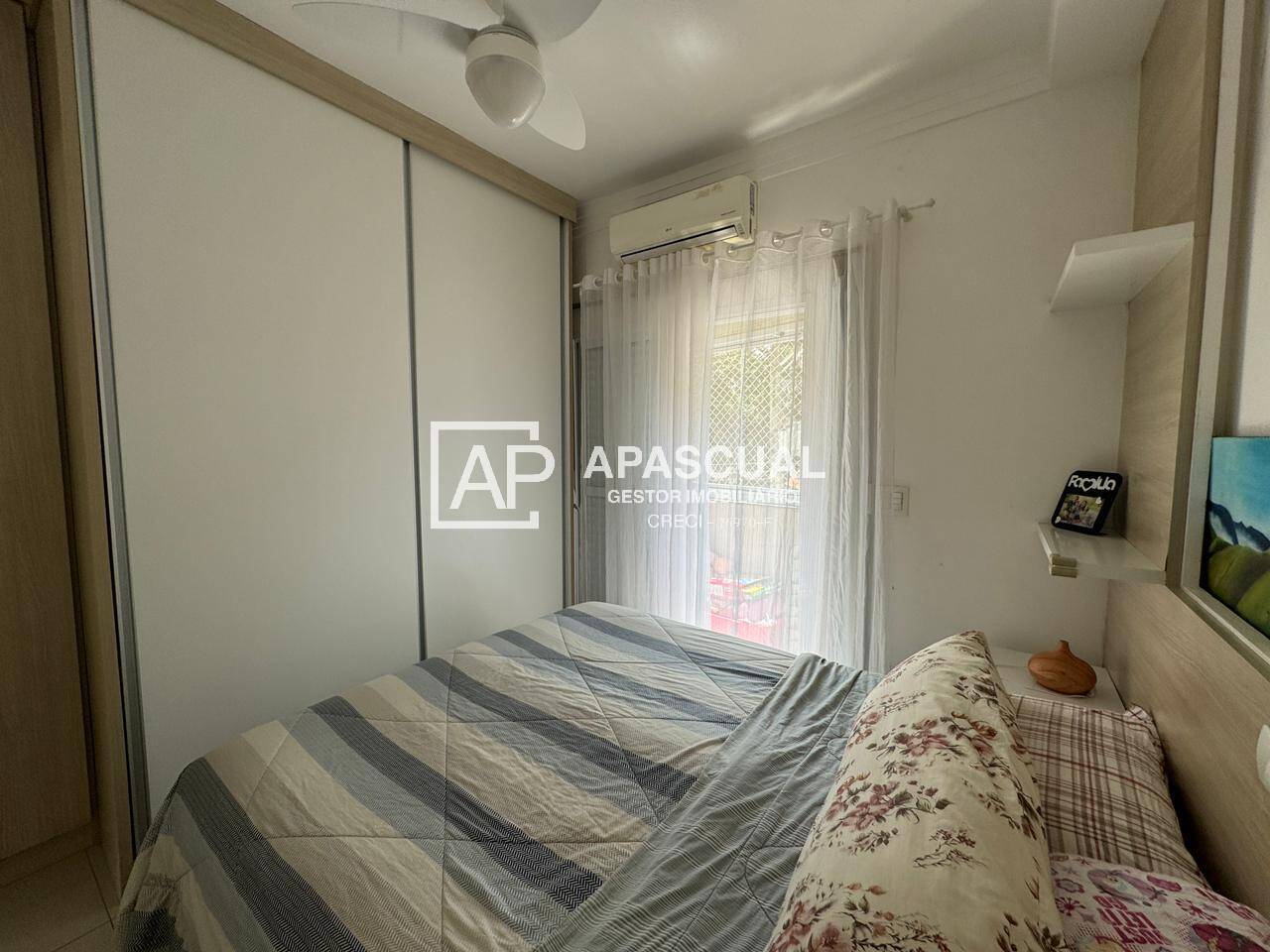 Apartamento à venda com 2 quartos, 66m² - Foto 12