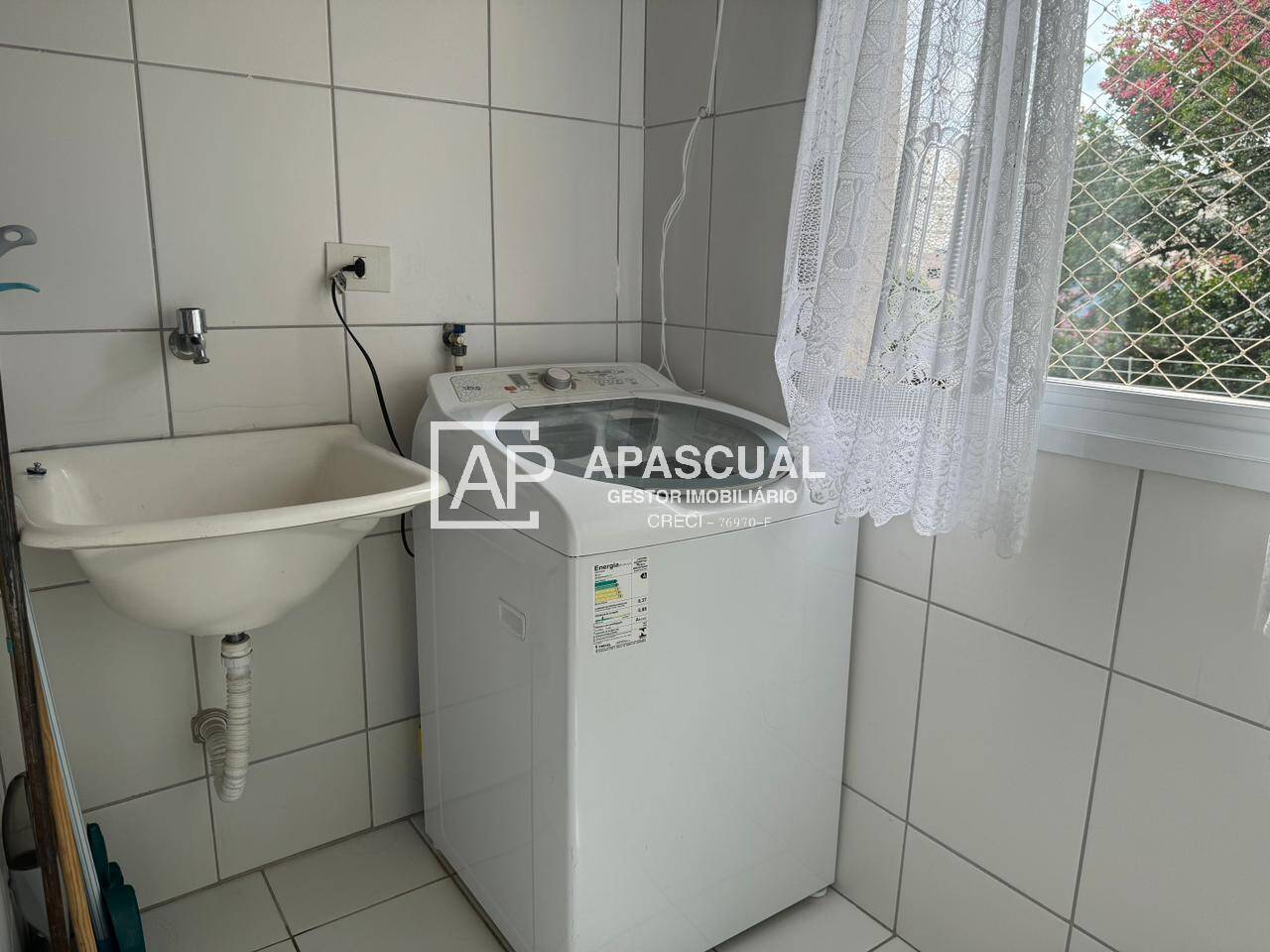 Apartamento à venda com 2 quartos, 66m² - Foto 17