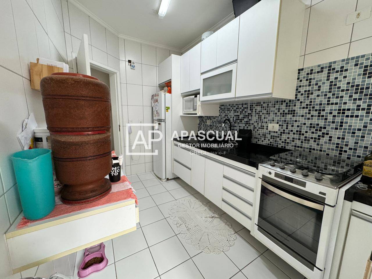 Apartamento à venda com 2 quartos, 66m² - Foto 9