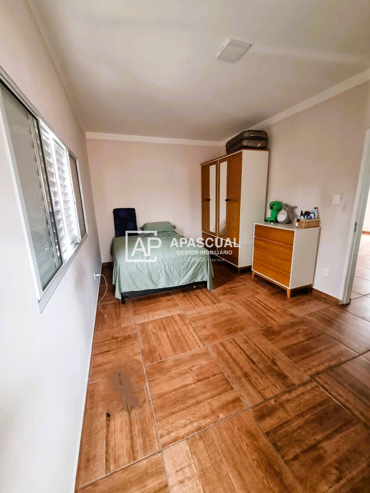 Casa à venda com 3 quartos, 105m² - Foto 3