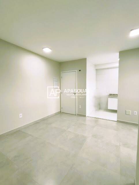 Apartamento à venda com 2 quartos, 52m² - Foto 11