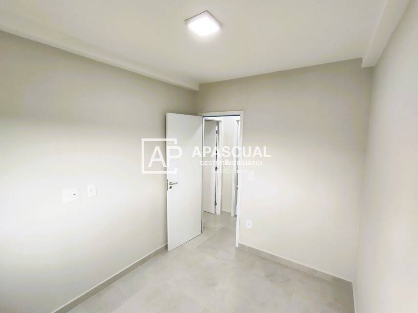 Apartamento à venda com 2 quartos, 52m² - Foto 31