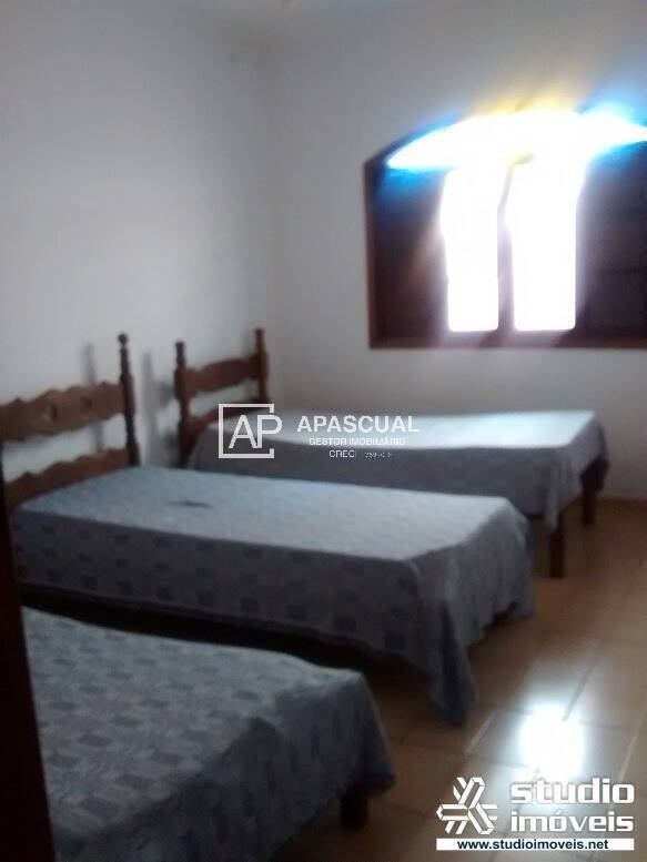 Casa à venda com 5 quartos, 350m² - Foto 18